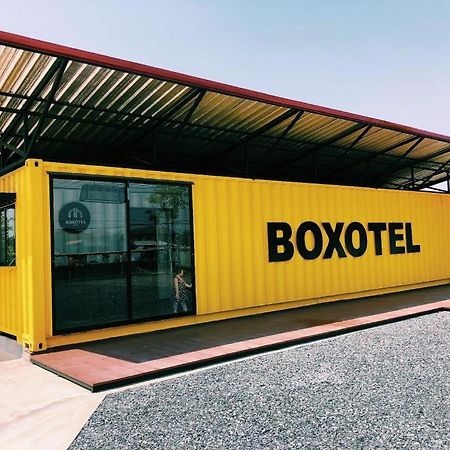 Boxotel Ban Nong Chik  Exteriör bild